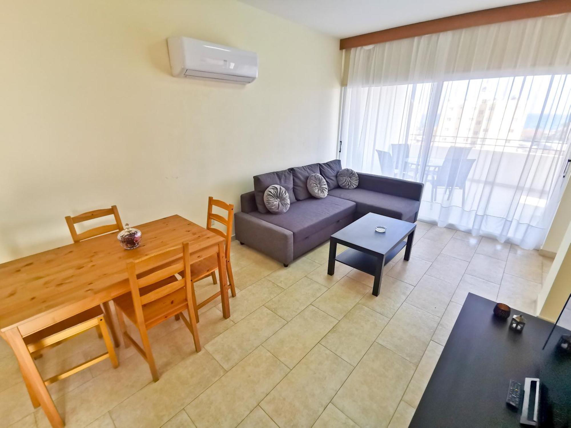 License To Chill Apartment Ларнака Екстериор снимка